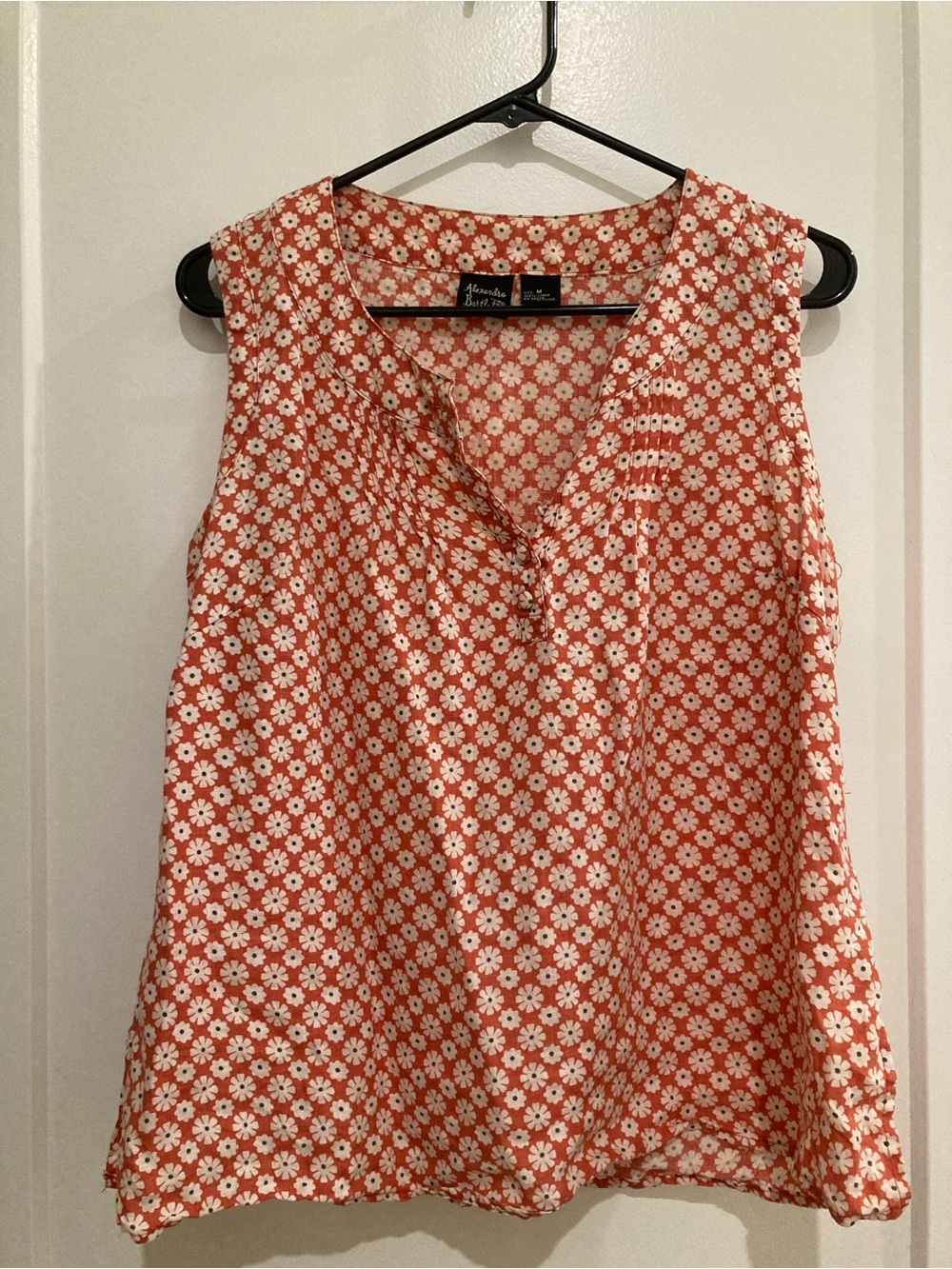 Floral Sleeveless V-Neck Top